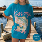 Preppy "Kiss My Bass" Graphic T-Shirt, Retro Bass Fishing Beach Tee for Women, Cute Lake Life Summer Shirt