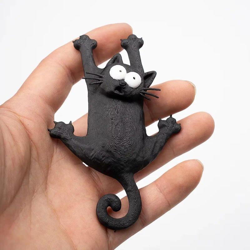 “Hang in There” Magnetic Cat Luggage & Bag Charm