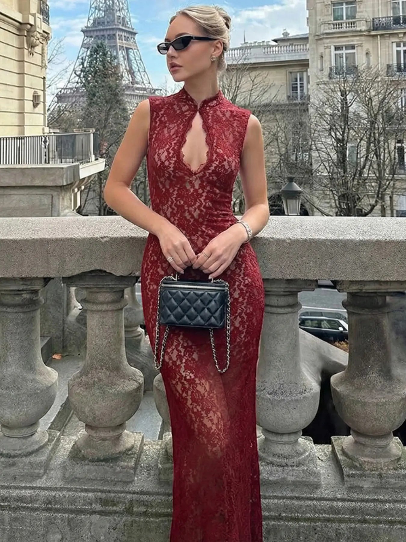 Women's Lace Floral Cutout Bodycon Maxi Dress, Sleeveless High Neck Slit Evening Dress for Party, Date & Formal Events