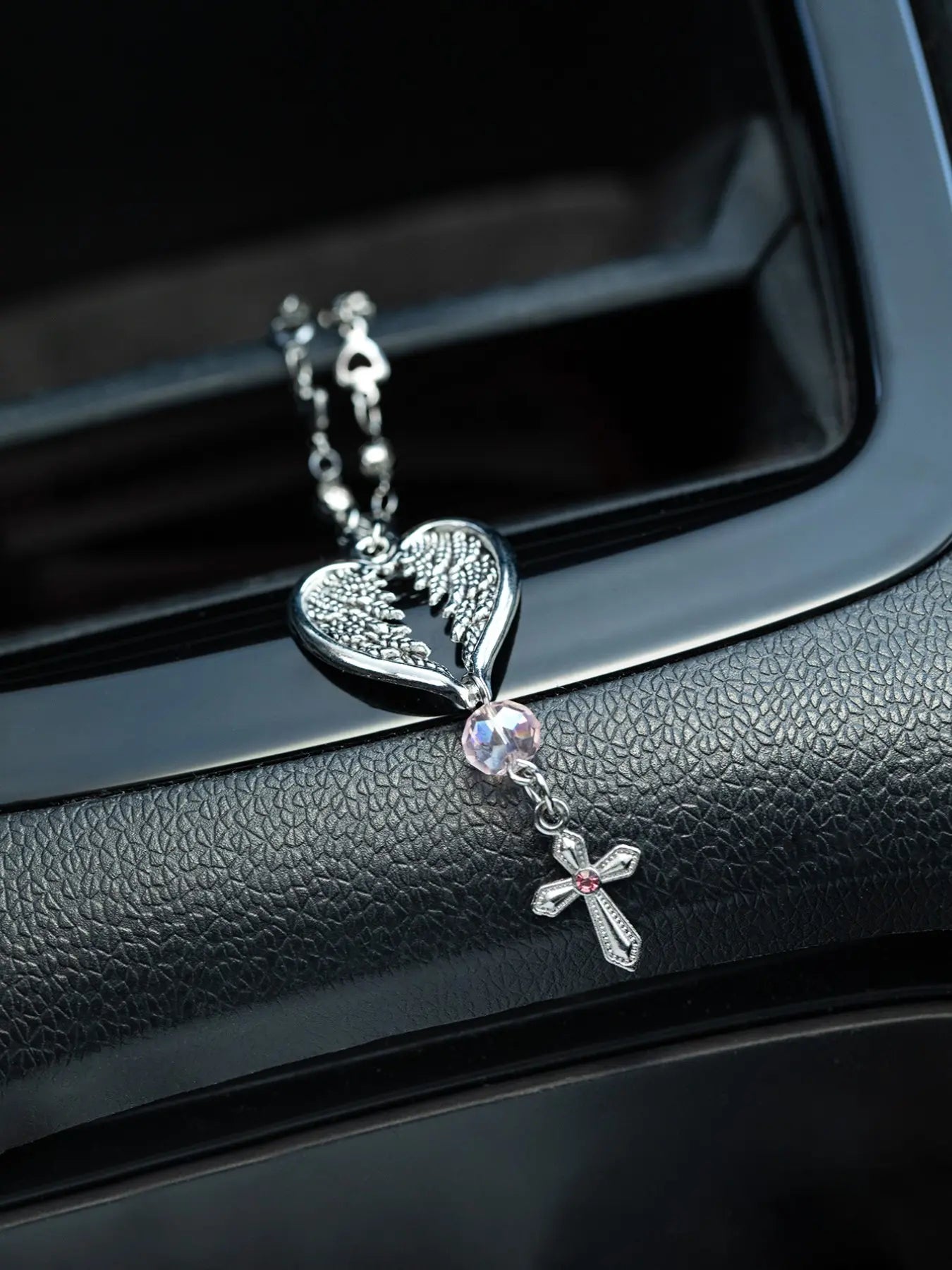 Feather Cross Steering Wheel Hanging Ornament, Stylish Car Interior Decoration & Aesthetic Auto Accessory