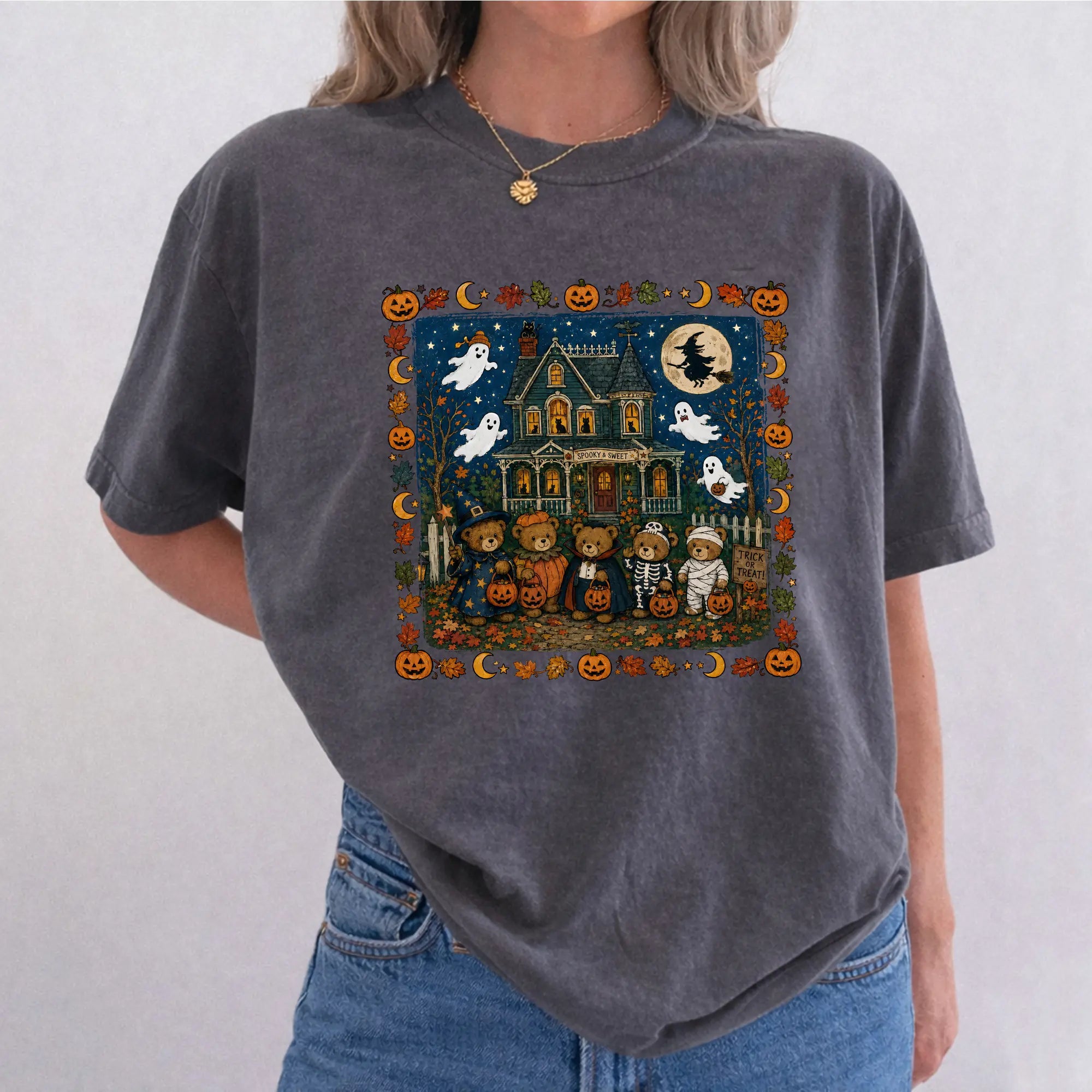 ChicCotton Vintage 90s Bears Halloween Comfort Colors Shirt, Trick or Treat Bears T-shirt, Haunted House Graphic Tee, Pumpkin Lover Gift Clothing