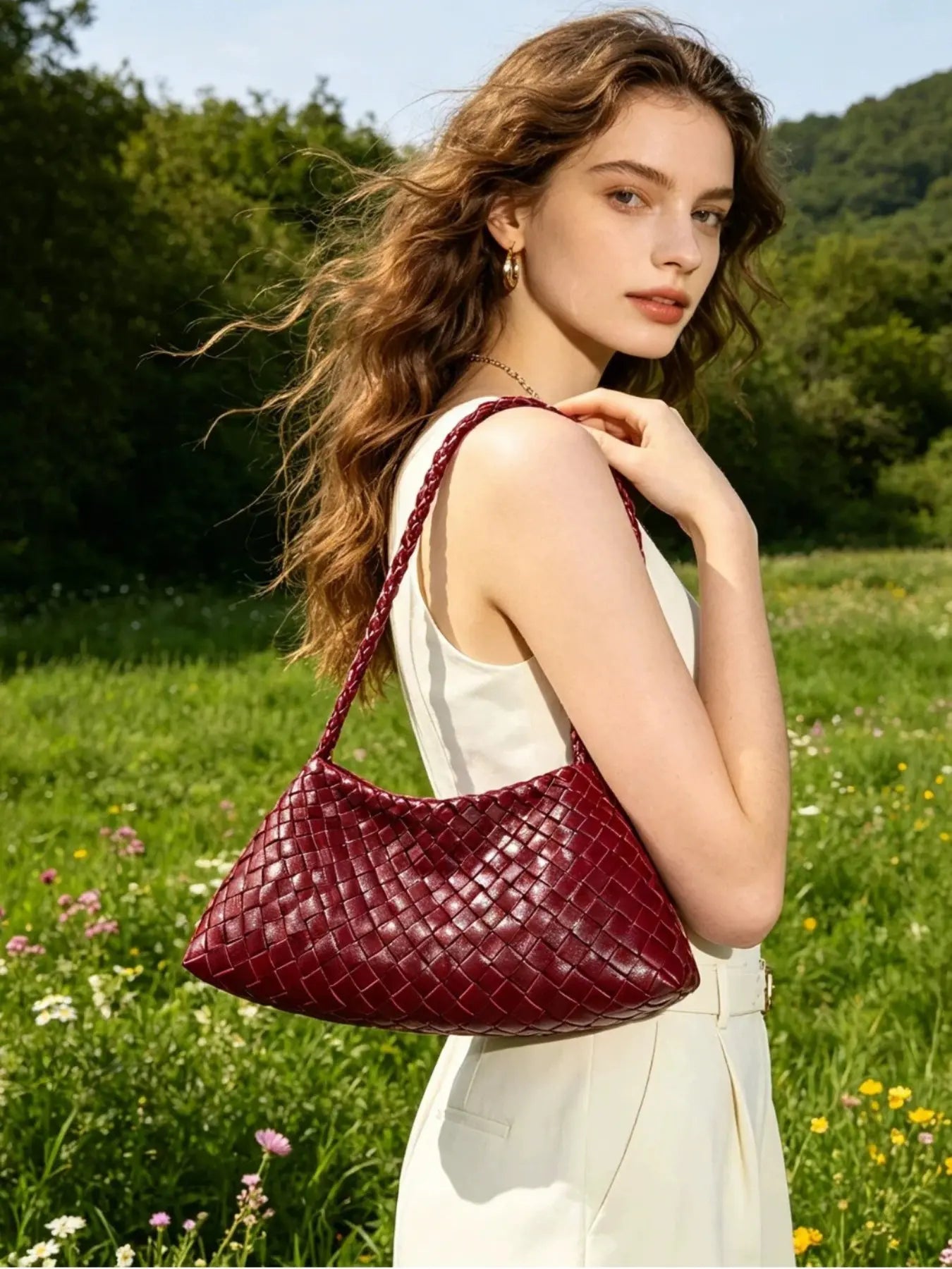 Handmade Woven Beach Bag, 2026 New Luxury Crossbody Shoulder Bag, Casual Plain Design, All Seasons, 18 Colors, Includes Inner Pouch