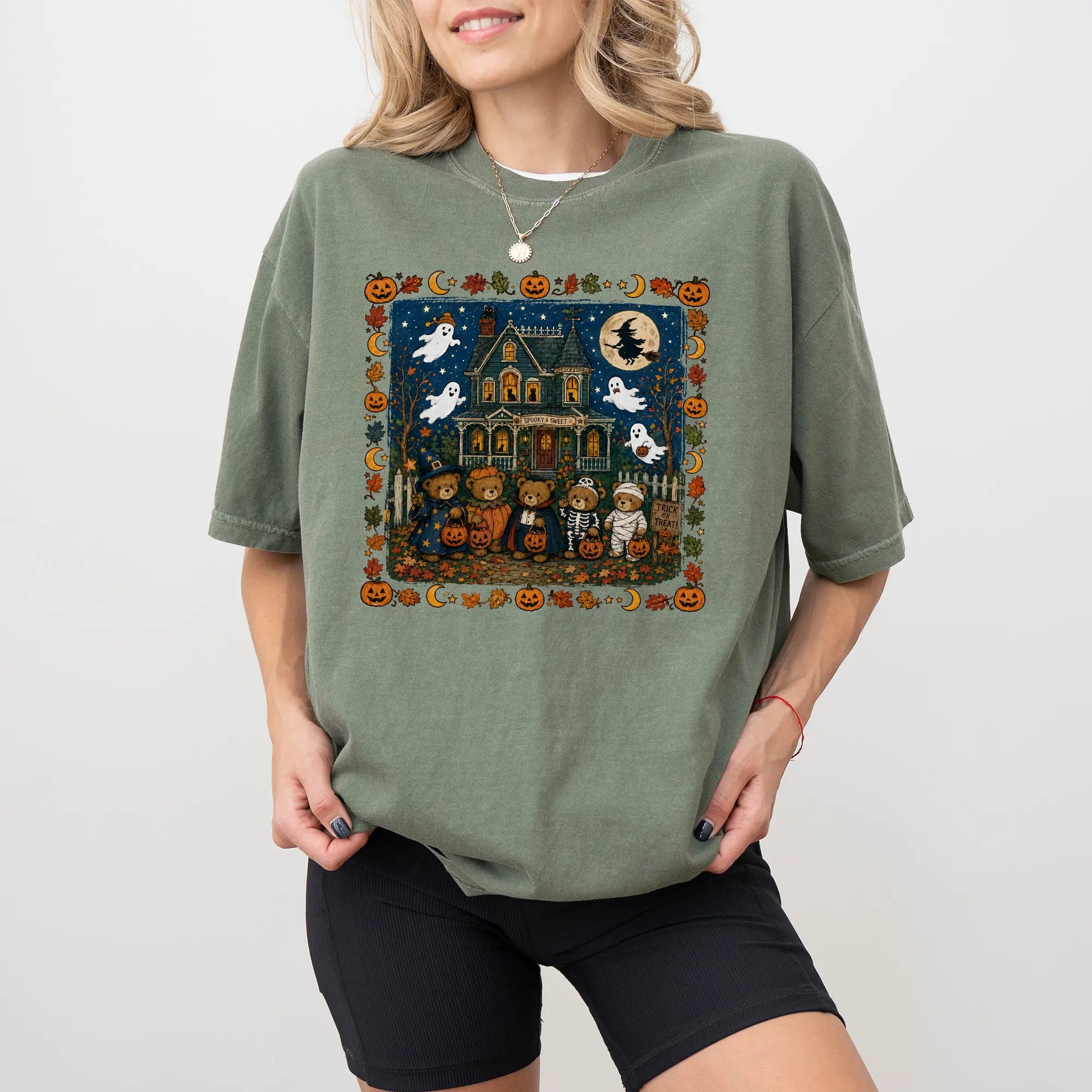 ChicCotton Vintage 90s Bears Halloween Comfort Colors Shirt, Trick or Treat Bears T-shirt, Haunted House Graphic Tee, Pumpkin Lover Gift Clothing