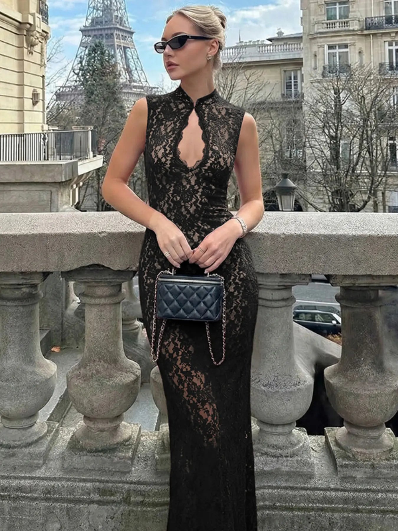 Women's Lace Floral Cutout Bodycon Maxi Dress, Sleeveless High Neck Slit Evening Dress for Party, Date & Formal Events