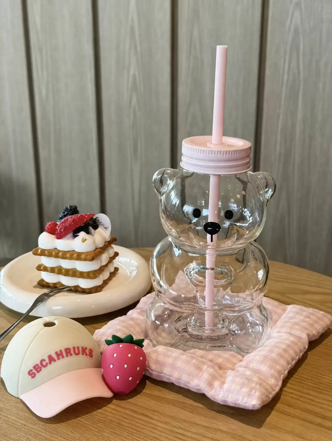 20oz Bear Glass Tumbler with Lid & Strawberry Straw for Cold Drinks